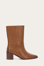 Load image into Gallery viewer, Frye Women SADIE SOFTLY MID DK LATTE/SOFT FULL GRAIN
