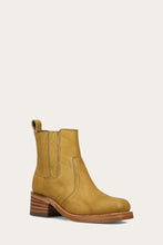 Load image into Gallery viewer, Frye Women  BANANA/EARTHQUAKE