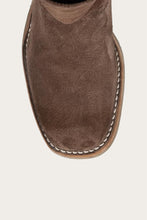 Load image into Gallery viewer, Frye Women CAMPUS 12R BROWNIE/SUEDE