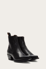 Load image into Gallery viewer, Frye Women  BLACK/POLISHED SOFT FULL GRAIN