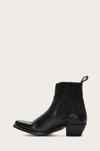 Load image into Gallery viewer, Frye Women  BLACK/POLISHED SOFT FULL GRAIN