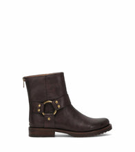 Load image into Gallery viewer, Frye and Co Women CHESNEE SHORT HARNESS DK BROWN/BANDIT