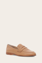 Load image into Gallery viewer, FRYE WOMEN FAITH LOAFER TAN/GOAT FRENZY