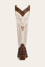 Load image into Gallery viewer, FRYE WOMEN SACHA FEATHER DECO TOFFEE/WHITE