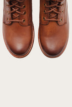 Load image into Gallery viewer, FRYE WOMEN VERONICA COMBAT CARAMEL/ANTIQUE PULL UP