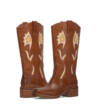 Load image into Gallery viewer, FRYE AND CO WOMEN MIRANDA10 SADDLE(LANGLEY PU)