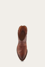 Load image into Gallery viewer, Frye Women BILLY SHORT REDWOOD/WASHED VEG LEATHER