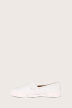 Load image into Gallery viewer, Frye Women MIA SLIP ON WHITE/BURNISHED WAXY LEATHER