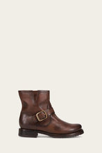 Load image into Gallery viewer, Frye Women VERONICA BOOTIE CHOCOLATE/VINTAGE PULL UP