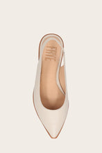 Load image into Gallery viewer, Frye Women KENZIE SLINGBACK IVORY/POLISHED FULL GRAIN