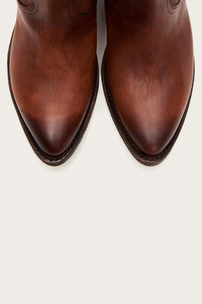 Frye Women BILLY SHORT COGNAC/WASHED OILED VINTAGE